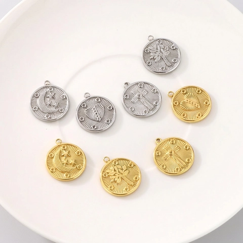 Ciondolo Rotondo Acciaio Inossidabile Placcato Oro 18K Sole Luna Cuore Croce Albero Della Vita Accessori Gioielli DIY