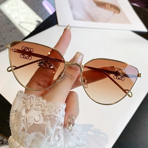 Casual Letter Ac Cat Eye Full Frame Women'S Sunglasses