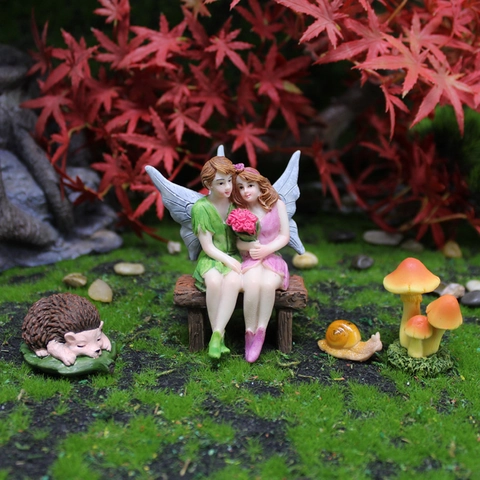 Fairy Elf Couple Miniature Garden Figurines Resin Micro Landscape Ornaments Hedgehog Snail Mushroom Decor