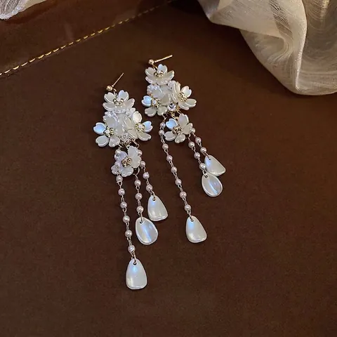 Pendientes Colgantes Florales Elegantes De Estilo Francés Con Poste De Plata Aleación Concha Circonita Y Perla Artificial Para Mujer