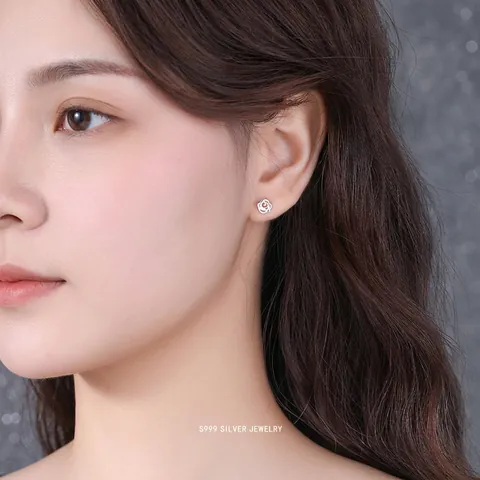 Minimalist S999 Fine Silver Stud Earrings For Women Tiny Clover Rose Heart Mobius Geometric Ear Piercing Commuter Jewelry Gift