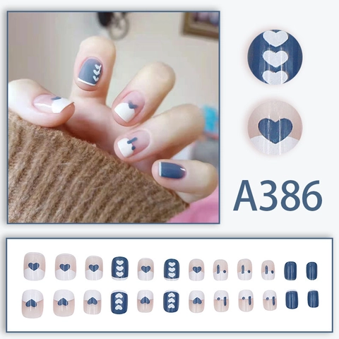 Press On Nails Short Square Round Blue White Heart Pattern French Style Wearable Artificial False Nail Tips