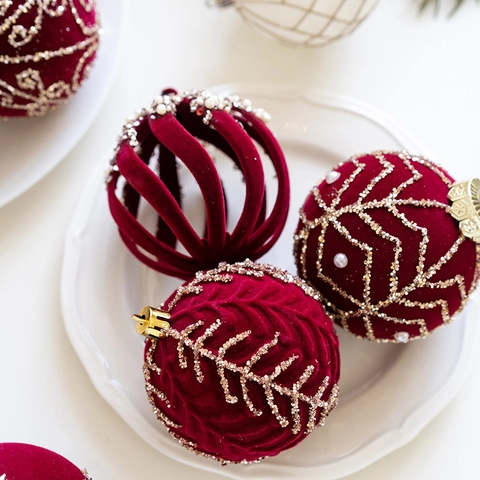 Bolas De Navidad De Terciopelo Rojo Vino Adornos Flocados Con Purpurina Dorada Perlas Elegante Decoración Colgante Para Árbol