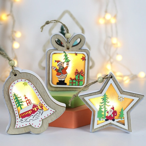Ornamenti Appesi Di Natale Ciondolo In Legno Luminoso LED Per Albero Decorazione Casa Vacanze Cartone Animato Babbo Natale Pupazzo Di Neve