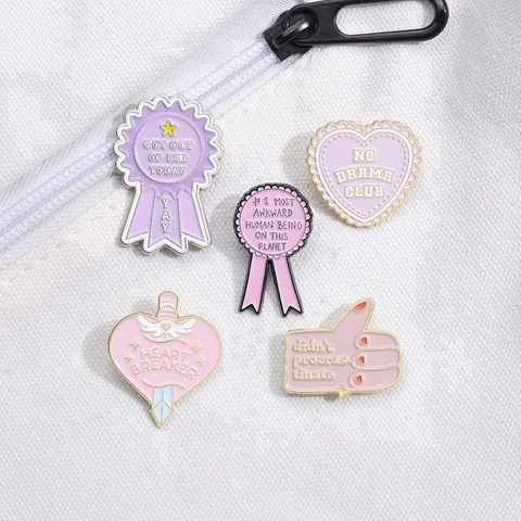 Pin De Esmalte Divertido Aleación De Zinc Eslogan Broche Insignia Ropa Bolso Accesorios Moda Personalidad