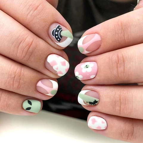 Unghie Finte Alien UFO Motivo Mucca Opaco Rosa Verde Bianco Y2K Dolce Cool Kawaii Decorazione Unghie Artificiale