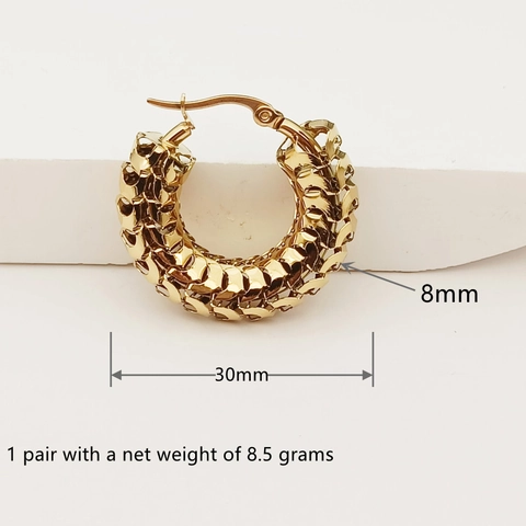 Mode Edelstahl Creolen Für Frauen Retro Hohl Gewebte Textur Geometrische Runde Goldene Farbe Schmuck