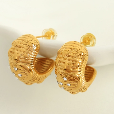 Titanium Steel C-Shaped Hoop Earrings For Women 18K Gold Silver Plated Vintage Star Moon Relief Rhinestone Inlaid Jewelry