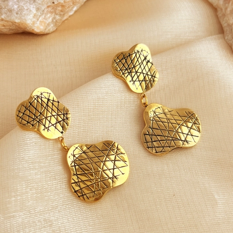 Pendientes Colgantes De Nube Geométrica Irregular Acero Inoxidable Chapado En Oro 18K Textura De Malla Vintage