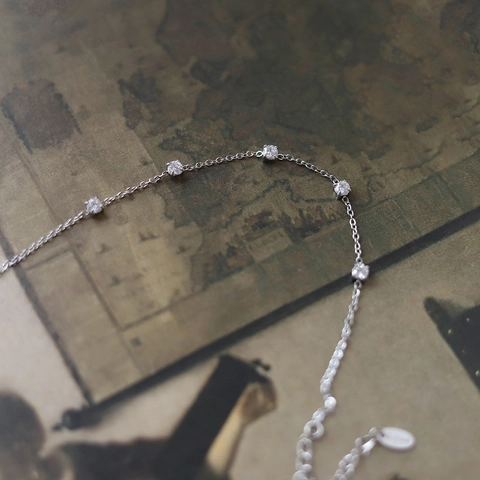 Minimalist Stainless Steel Bracelet With Cubic Zirconia Stones Four Prong Setting Elegant Jewelry For Women Silver Tone