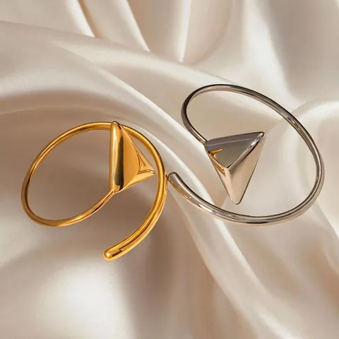 Minimalist 18K Gold Plated Stainless Steel Open Cuff Bracelet With Large 3D Geometric Triangle Pyramid Designer Jewelry For Women