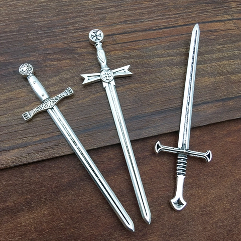 Vintage Alloy Sword Pendants Antique Silver Knight Dagger Charms For DIY Jewelry Making Crafts Cosplay Accessories