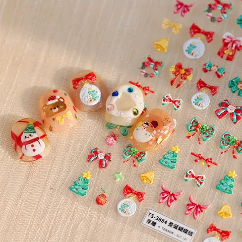 Stickers Ongles Noël Autocollants Relief 3D Nœud Mignon Bonhomme De Neige Ours Arbre Étoile Manucure Fête DIY
