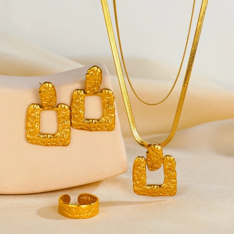 Goudkleurige Roestvrijstalen Ketting Oorbellen En Open Ring Sieraden Gehamerd Geometrische Vierkante Textuur Voor Dames