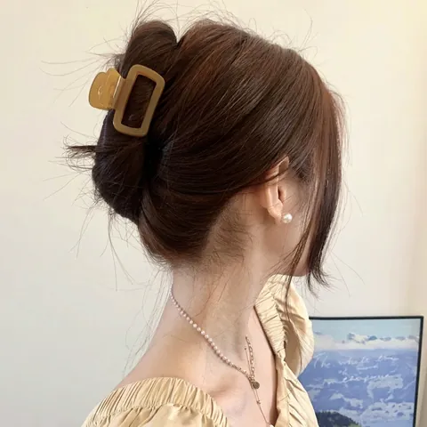 Square Hollow Hair Claw Clip Acetate Resin Geometric Ponytail Holder Accessory Simple Elegant For Women