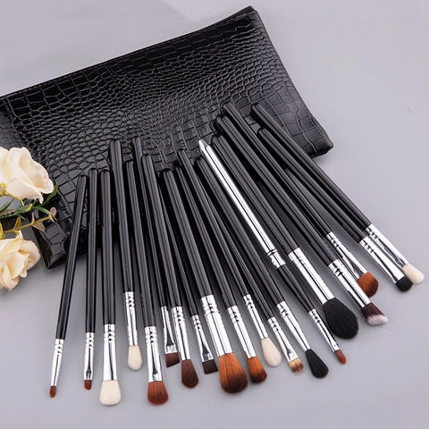 Professional Makeup Brushes Synthetic Fiber Wood Handle Eye Shadow Blending Concealer Highlighter Crocodile Pattern Bag