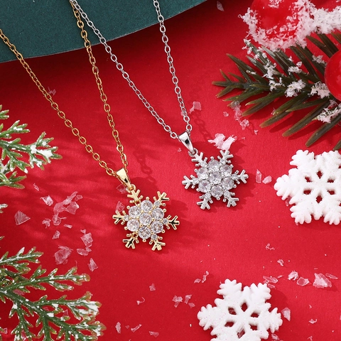 Collier Pendentif Flocon De Neige Avec Zircon En Cuivre Chaîne En Acier Titane Bijoux Cadeau Noël Pour Femmes