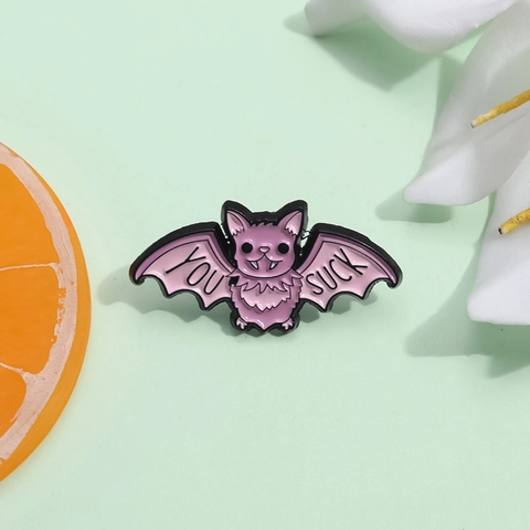 Funny Bat Enamel Pin You Suck Letter Brooch Halloween Gothic Pink Purple Alloy Lapel Pin Jewelry Gift For Women Men