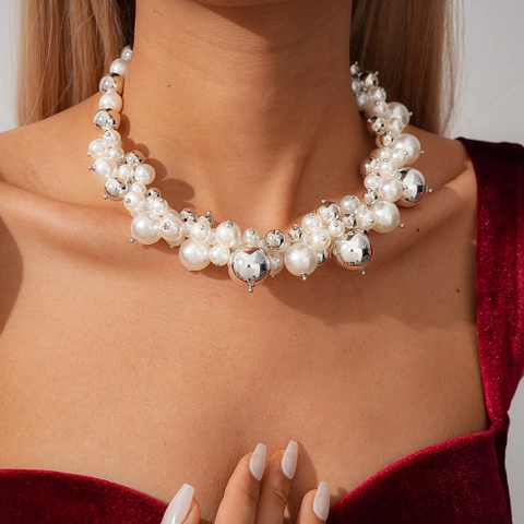 Barock Imitation Künstliche Perle Und Kupfer Künstliche Perle Klobige Halskette Elegante Retro Mode Schlüsselbeinkette Für Frauen
