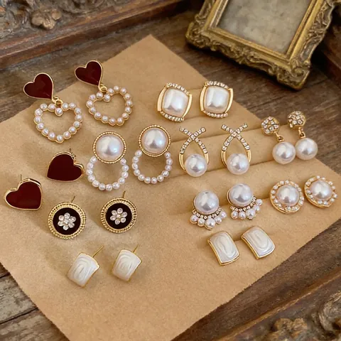 Vintage Artificial Pearl Rhinestone Fish Tail Earrings With Silver Earring Post Palace Style Exquisite Jewelry For Women