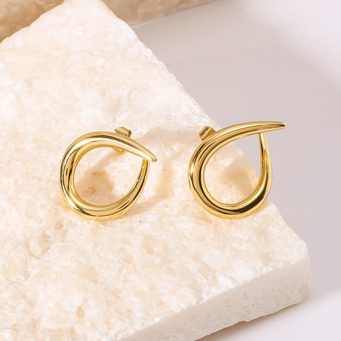 French Minimalist Stainless Steel C-Shaped Hoop Earrings 18K Gold Plated Geometric Oval Hoop Earrings For Women Fashion Jewelry
