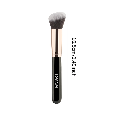 Angled Foundation Brush Soft Synthetic Fiber Bristles Wood Handle Multi Functional Face Makeup Tool For Loose Powder