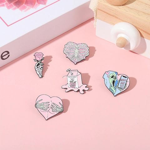 Alloy Enamel Pins Gothic Skull Heart Rose Milk Carton Ghost Mask Brooch For Backpack Clothing Accessories Women Men Jewelry Gift