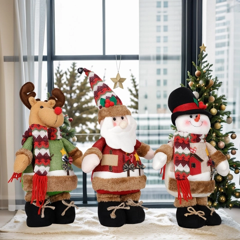 Bambola di Natale in Peluche a Forma di Babbo Natale Pupazzo di Neve Renna Ornamento Natalizio per Decorazione Casa Hotel Centro Commerciale Regalo