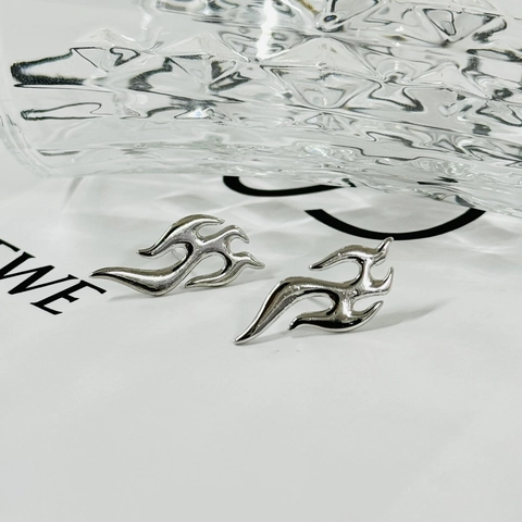 Pendientes De Botón De Llama Acero Inoxidable Diseño Metal Líquido Punk Y2K Estética Joyería De Moda Para Mujer