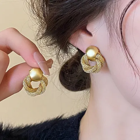 Retro French Irregular Water Drop Heart Geometric Stud Earrings For Women Alloy With Silver Earring Post Luxury Chic