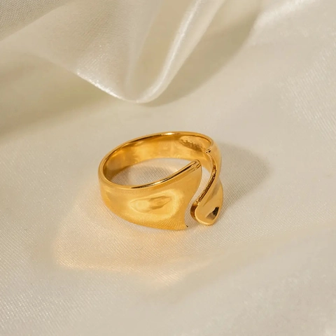 Minimalistische Goudkleurige Roestvrijstalen Open Ring Voor Dames Onregelmatige Vloeibare Metaal Golf Brede Ring Unisex Sieraden Cadeau