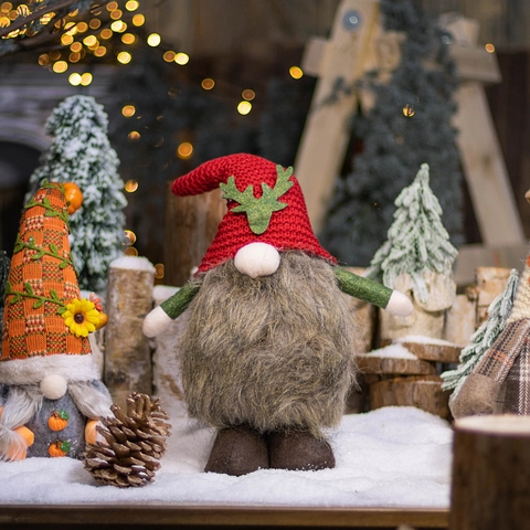Gnome De Noël En Peluche Bonnet Tricoté Rouge Avec Bois Rudolph Gonk Ornement Main Tomte Suédois Décor De Table De Vacances