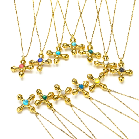 Collier Pendentif Croix en Acier Inoxydable Plaqué Or 18K Vintage pour Femme avec Pierre Naturelle Incrustée Bijoux Religieux Chrétiens