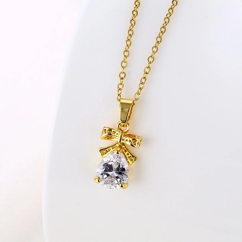 Collana Con Pendente Acciaio Inossidabile Fiocco Zircone Goccia D'acqua Catena Clavicicola Gioielli Eleganti Donne