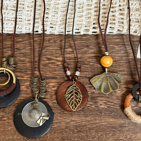 Ethnic Vintage Feather Star Wood Bead Pendant Necklace Bohemian Zen Sweater Chain Jewelry For Women Gift