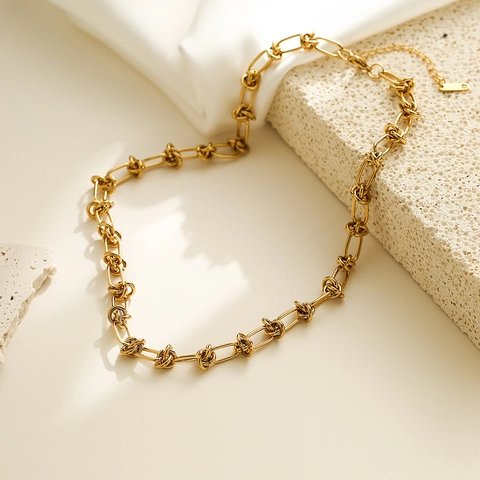 Collana Minimalista In Acciaio Al Titanio Placcato Oro 18K Catena A Corda Annodata Gioielli Clavicola Per Donne