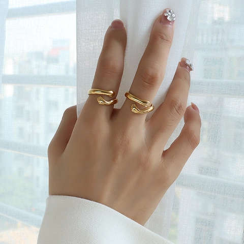 Anillo Aperto Mani Che Si Abbracciano Per Donna Acciaio Al Titanio Placcato Oro 18K Lucidato Regolabile Gioiello Regalo