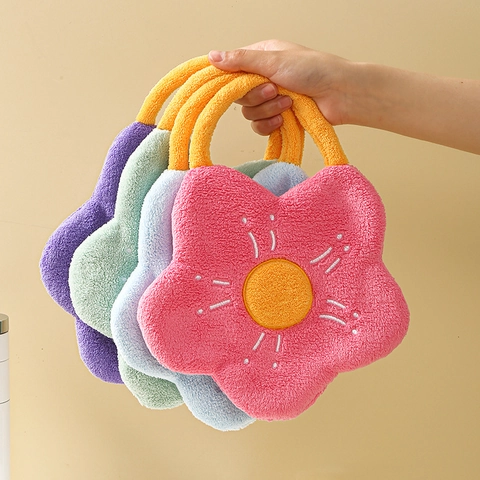 Hanging Hand Towel Coral Fleece Flower Shape Thick Super Absorbent Bathroom Kitchen Soft Cartoon