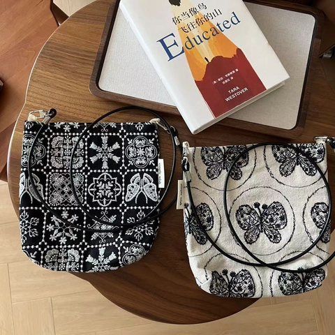 Mujer Vintage Artístico Bordado Lona Algodón Lino Bolso Bandolera Bolso Móvil Mariposa Floral Pequeño Messenger Bag