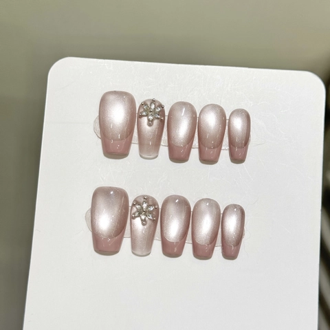 Künstliche Nägel French Cat Eye Strass Rosa Farbverlauf Elegant Handgefertigt Süß Trapez Falsche Nägel
