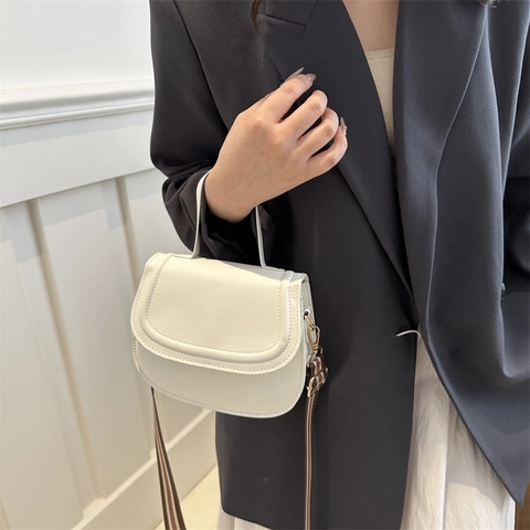 Women Shoulder Crossbody Bag PU Leather Vintage Saddle Bag With Wide Striped Woven Strap Magnetic Buckle For Daily Use