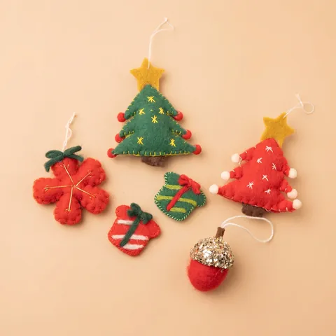 Adornos De Navidad De Fieltro De Lana Colgantes Hechos A Mano Árbol De Navidad Bellota Copo De Nieve Decoraciones De Caja De Regalo