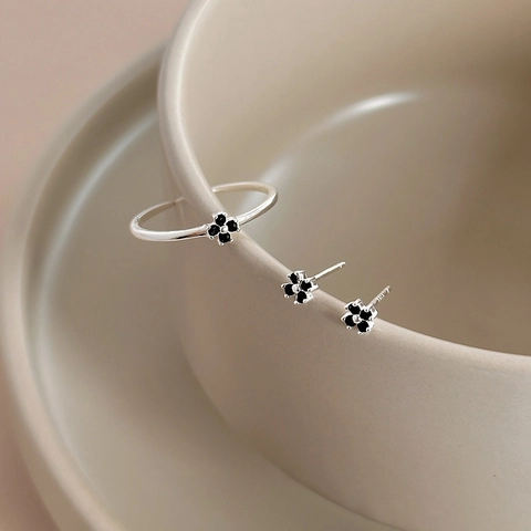 S925 999 Sterling Silver Black Four-leaf Clover Stud Earrings And Open Adjustable Ring Rhinestone Minimalist Fashion Jewelry Duo