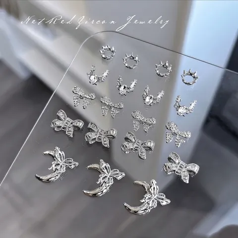 Silber Legierung Nagelkunst Dekorationen 3D Schleife Krone Mond Schmetterling Anhänger Glänzende Zirkon DIY Maniküre Luxus