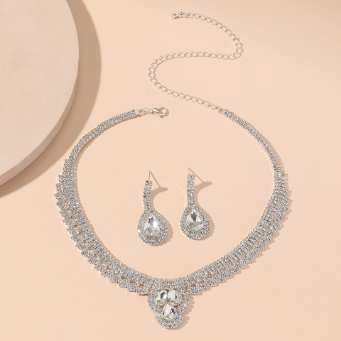 Elegante Halskette Und Ohrringe Mit Strass Luxus Mehrlagiger Choker Wassertropfen Kristall Anhänger Hochzeit Schmuck