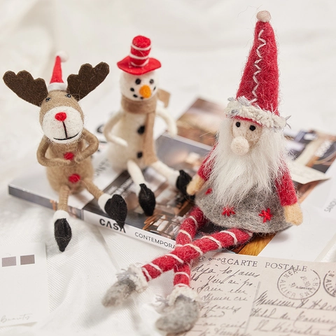 Wool Felt Christmas Ornaments Handmade Santa Snowman Reindeer Sheep Figurines Desktop Decor Holiday Gift Nordic Cute
