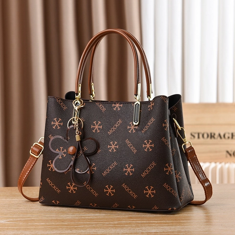 Borsa A Mano Da Donna In Pelle PU Retrò Stampa Monogramma Grande Capacità Borsa A Tracolla Con Tracolla Larga E Ciondolo Floreale