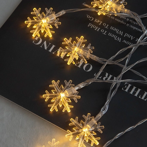 LED String Lights Warm White Copper Wire Snowflake Battery Operated Holiday Christmas Party Decor Indoor Outdoor