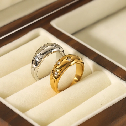 Minimalist Star Engraved Zircon Stainless Steel Ring 18K Gold Plated Elegant Dome Band Jewelry For Women