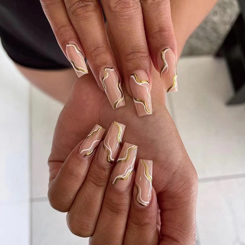 Glossy Long Coffin Press On Nails Elegant Nude Pink With Gold White Wave Lines French Style Fashionable Artificial Nails